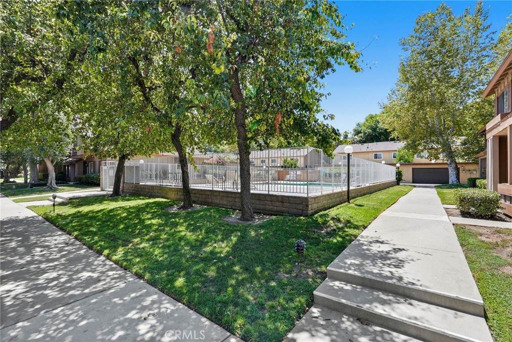 https://bt-photos.global.ssl.fastly.net/socal/orig_boomver_1_448006659-2.jpg