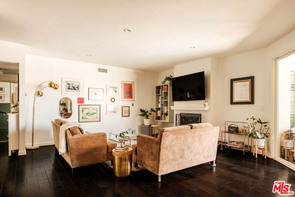 https://bt-photos.global.ssl.fastly.net/socal/orig_boomver_1_448029414-2.jpg