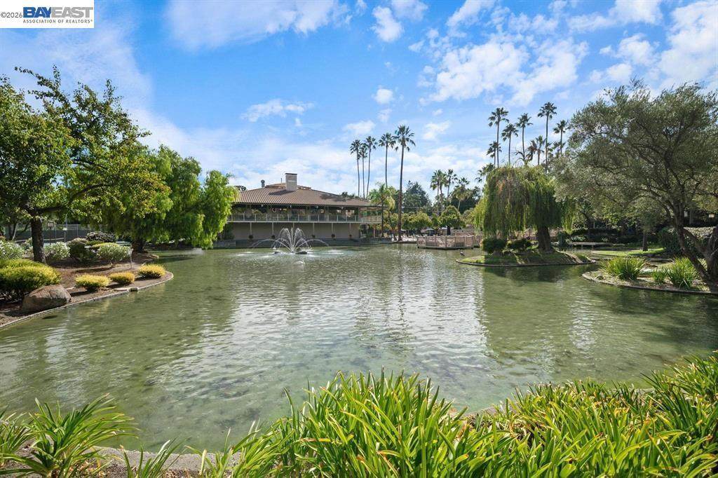 https://bt-photos.global.ssl.fastly.net/socal/orig_boomver_1_448036976-2.jpg