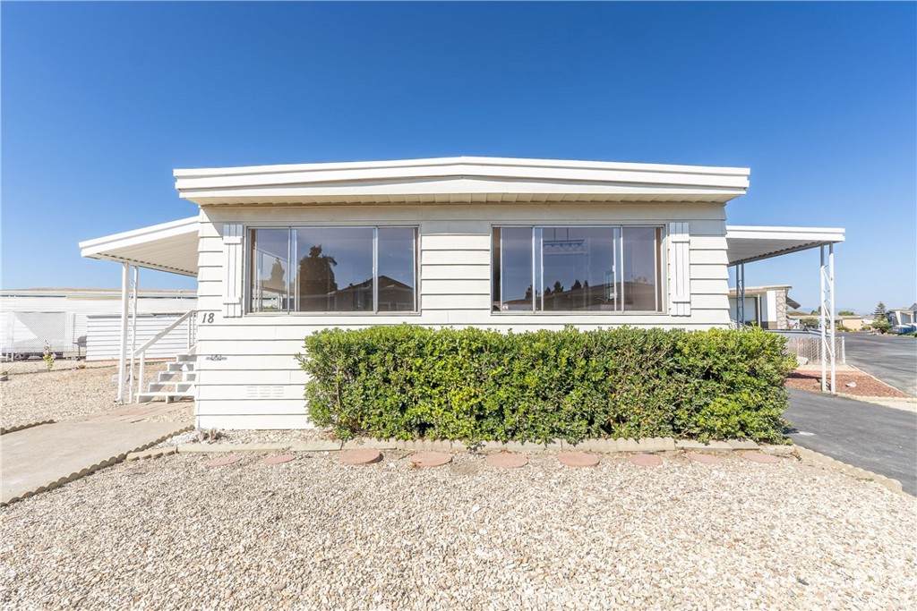 1701 Thornburg - Photo 1