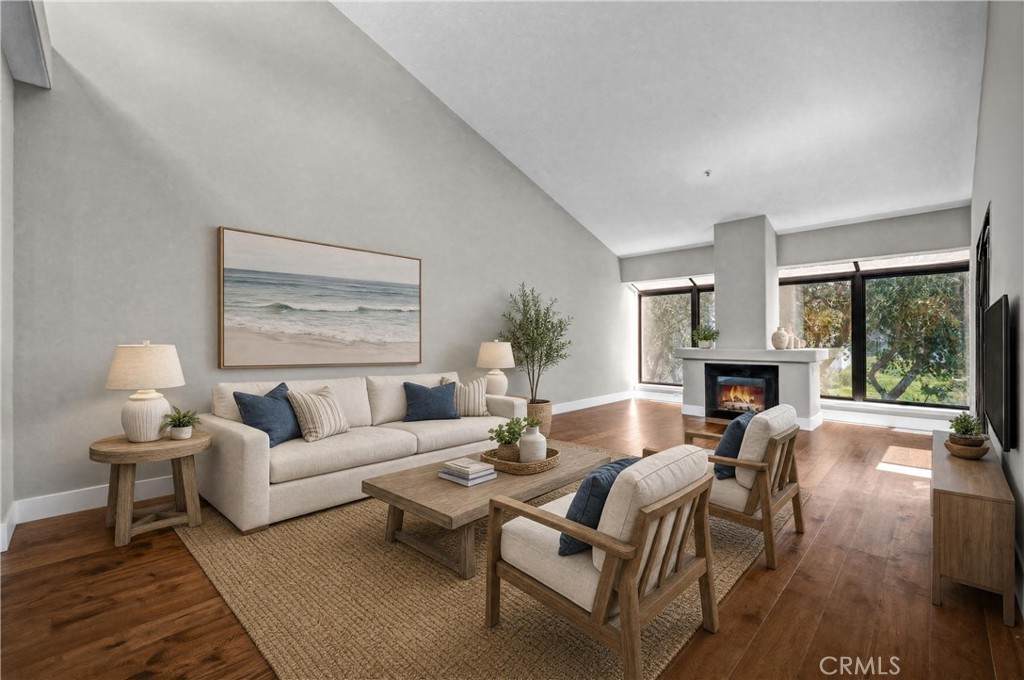 200 Paris Lane - Photo 1