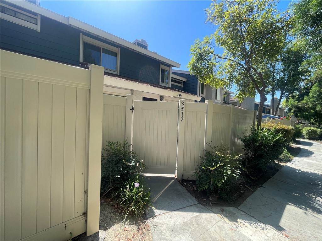 3517 Eucalyptus St - Photo 1