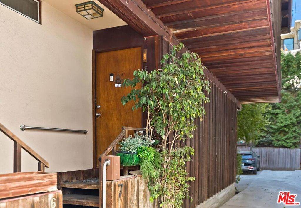 11616 Chenault Street - Photo 1