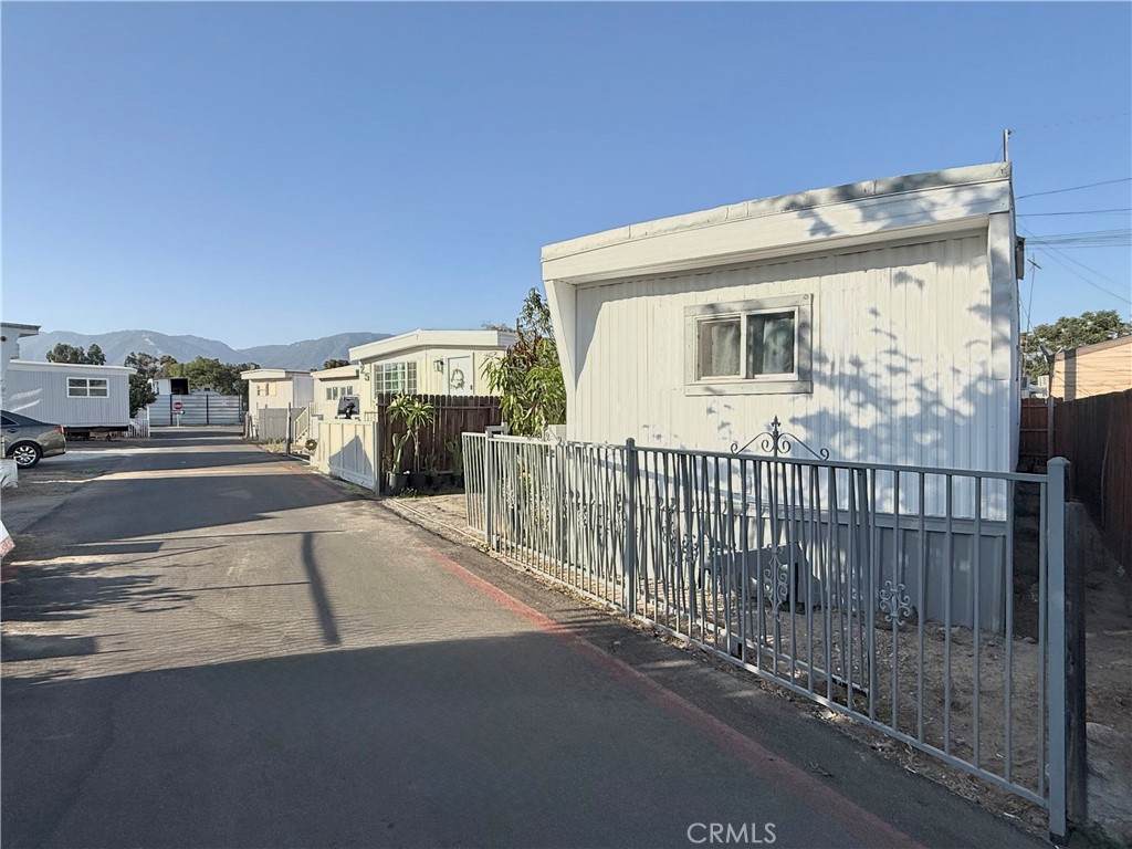 https://bt-photos.global.ssl.fastly.net/socal/orig_boomver_1_448098203-2.jpg