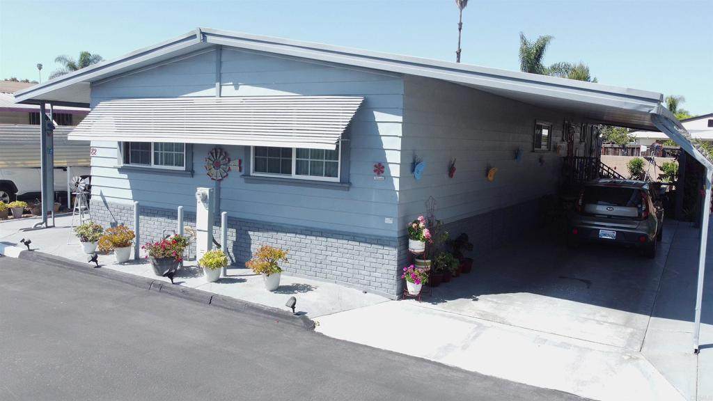 1501 Anza Avenue - Photo 1