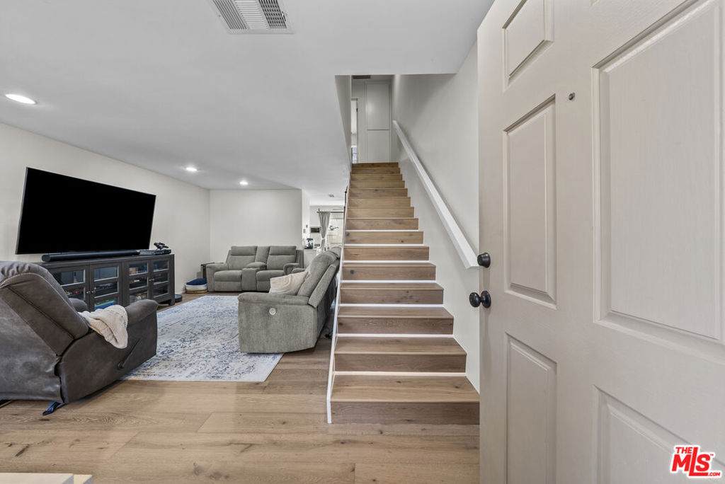 19124 Hamlin Street - Photo 1
