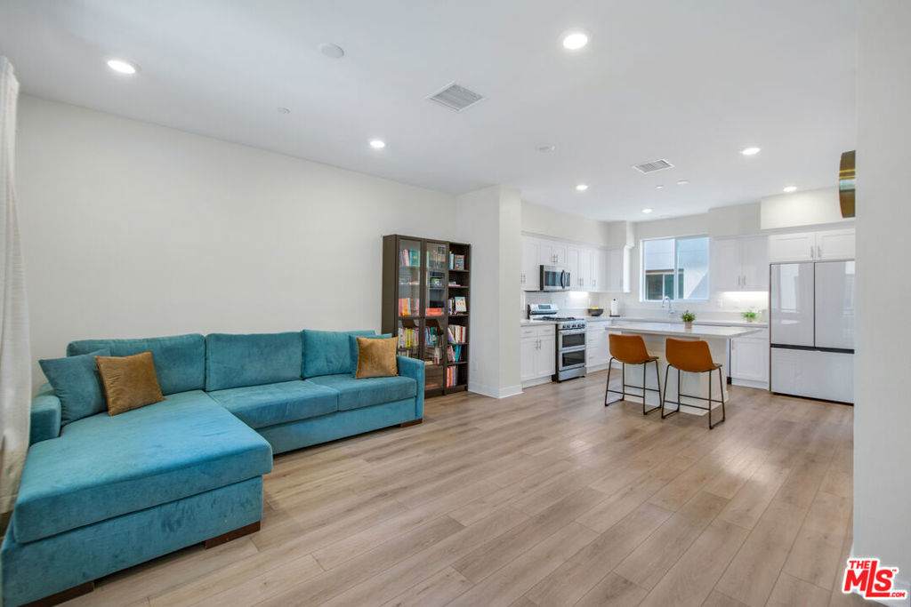 1002 Sage Lane - Photo 1
