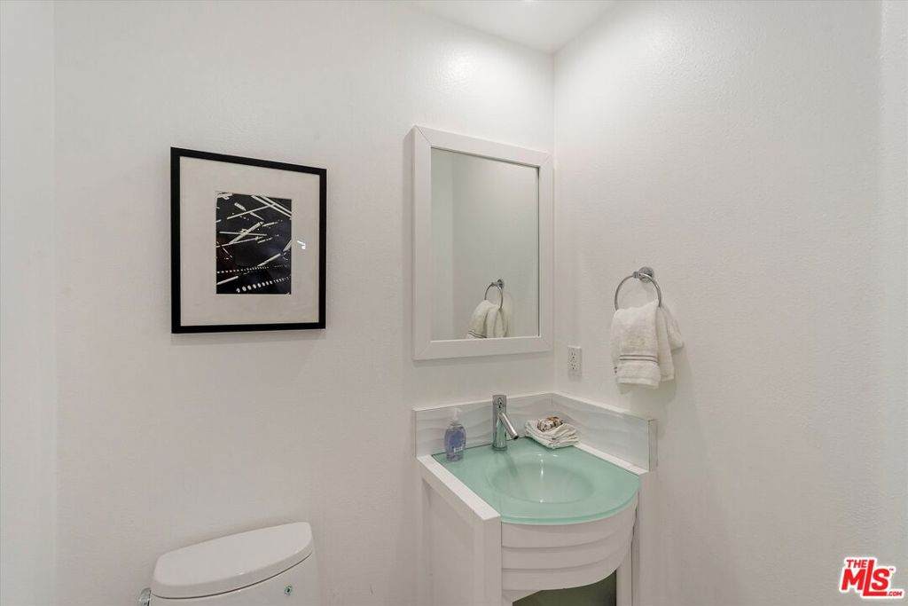 https://bt-photos.global.ssl.fastly.net/socal/orig_boomver_1_448193506-5.jpg