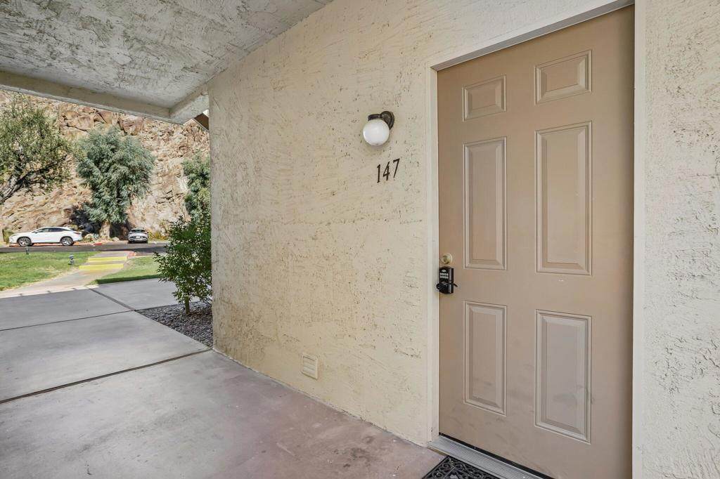 https://bt-photos.global.ssl.fastly.net/socal/orig_boomver_1_448209266-2.jpg