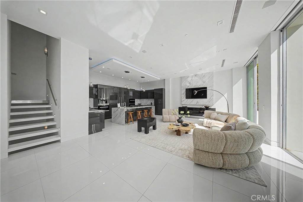https://bt-photos.global.ssl.fastly.net/socal/orig_boomver_1_448225814-2.jpg