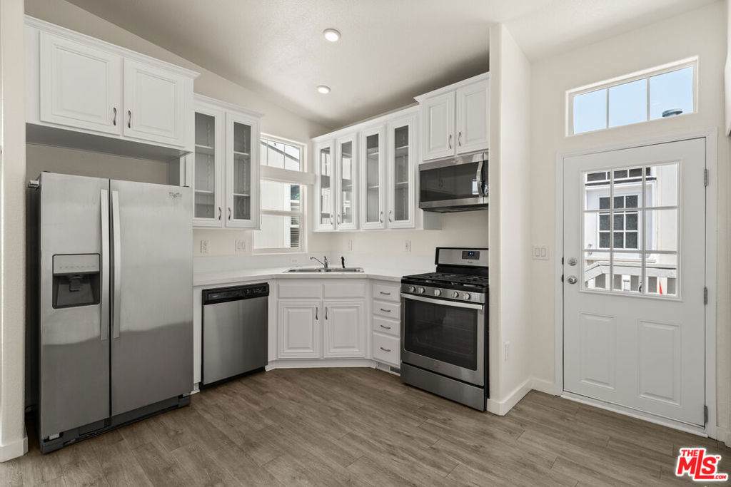 8250 Lankershim Boulevard - Photo 1