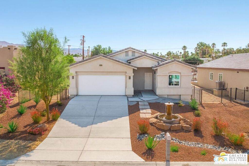 16264 Avenida Rambla - Photo 1