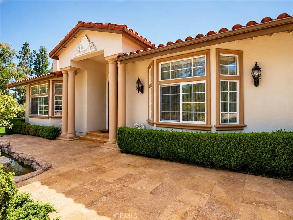 https://bt-photos.global.ssl.fastly.net/socal/orig_boomver_1_448349881-2.jpg