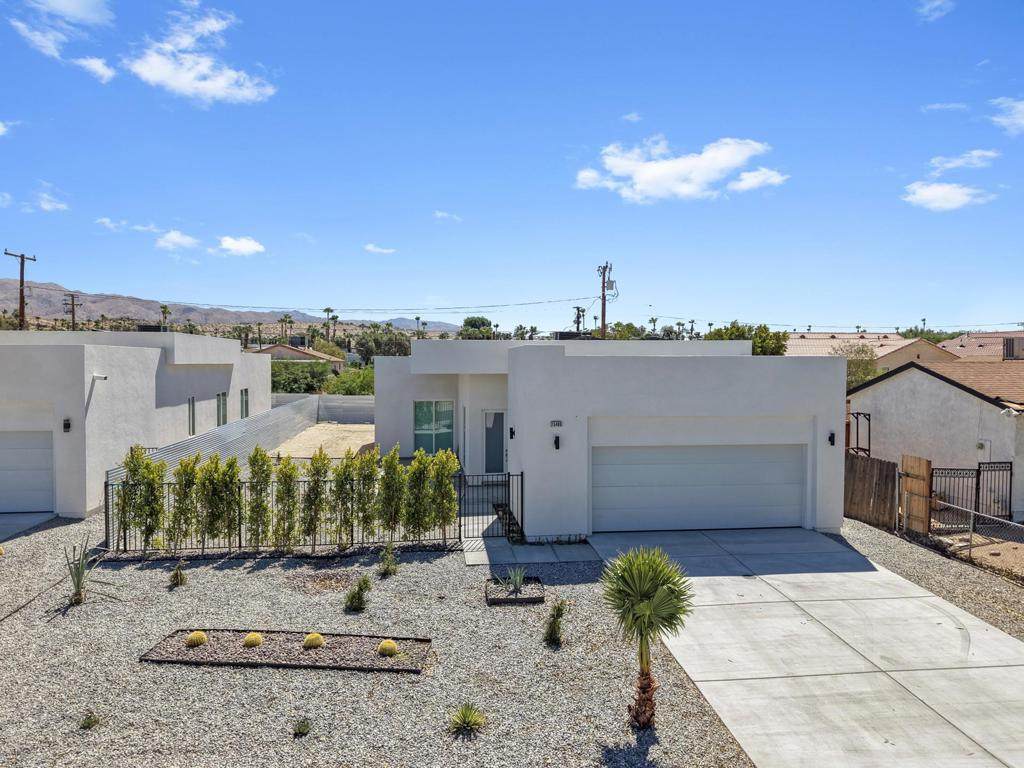 15480 Avenida Rambla - Photo 1