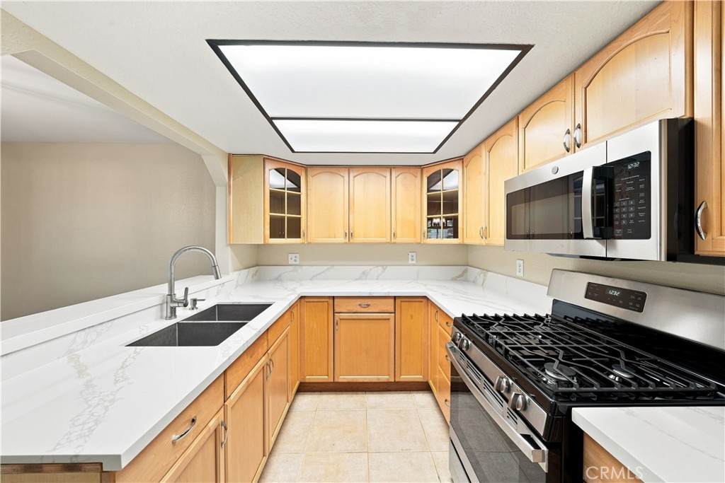 600 Central Avenue - Photo 1
