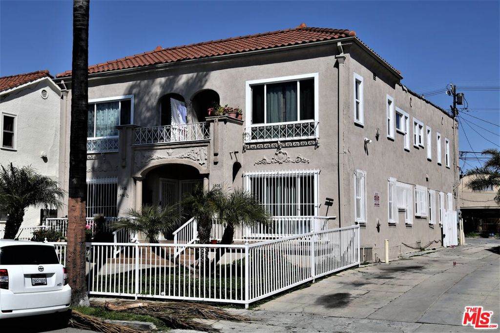 https://bt-photos.global.ssl.fastly.net/socal/orig_boomver_1_448376886-2.jpg