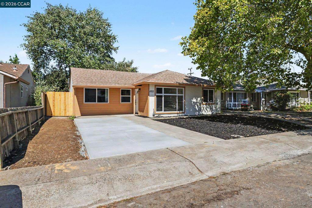 https://bt-photos.global.ssl.fastly.net/socal/orig_boomver_1_448385162-3.jpg
