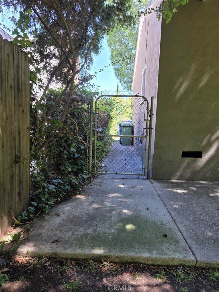 https://bt-photos.global.ssl.fastly.net/socal/orig_boomver_1_448385890-2.jpg