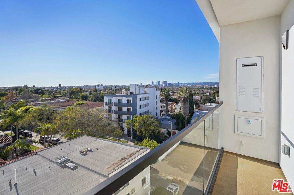 https://bt-photos.global.ssl.fastly.net/socal/orig_boomver_1_448405662-2.jpg