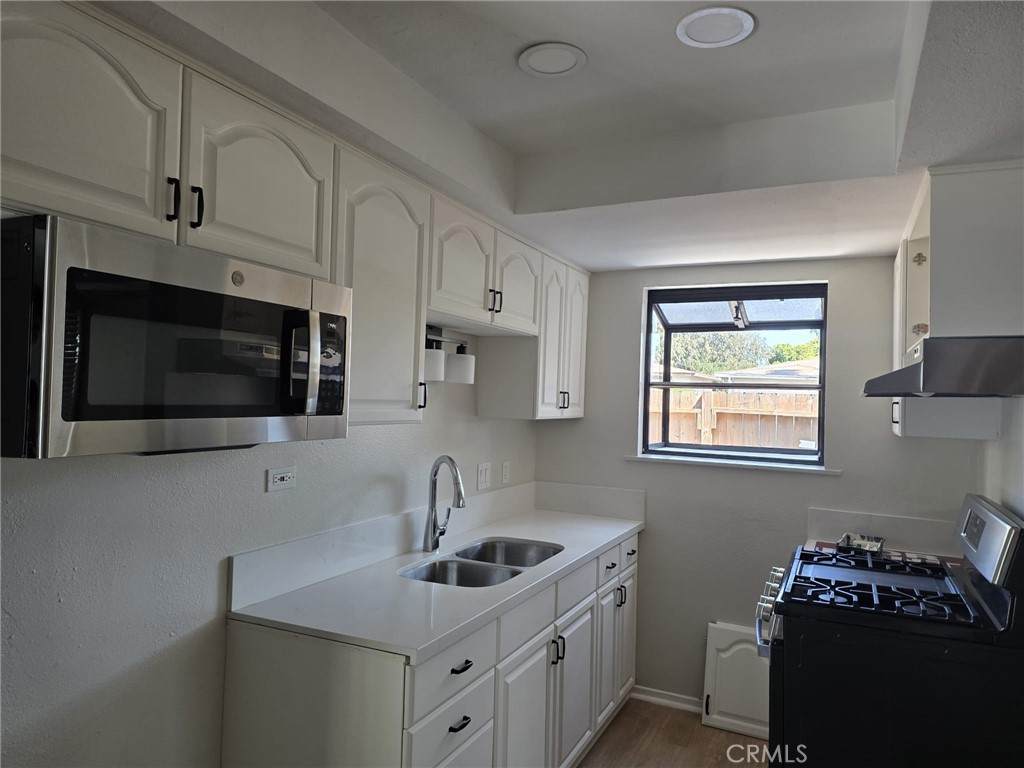 1226 Palm - Photo 1