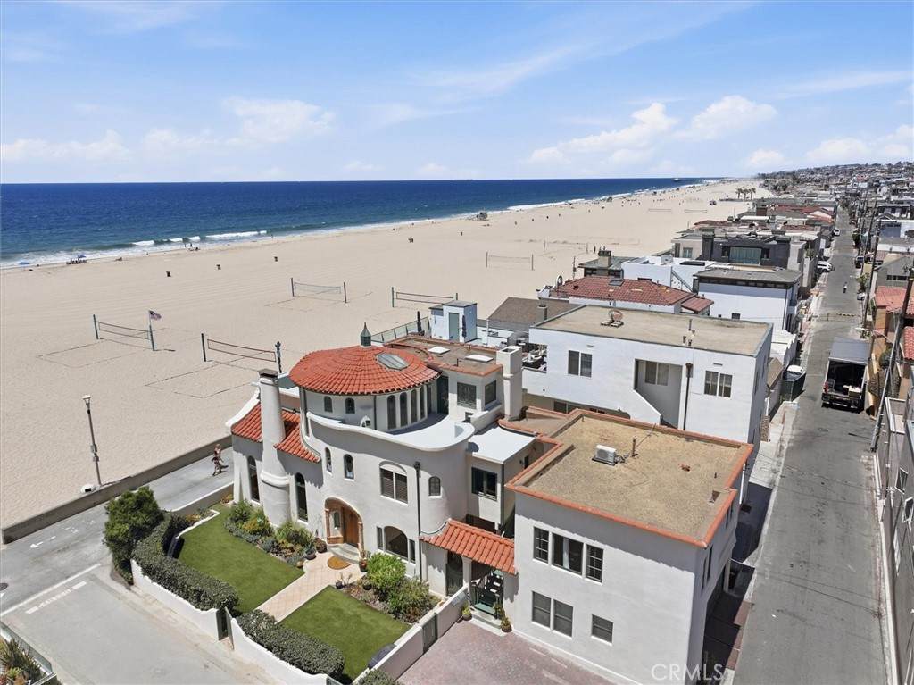 1602 The Strand (Entire Property) - Photo 1
