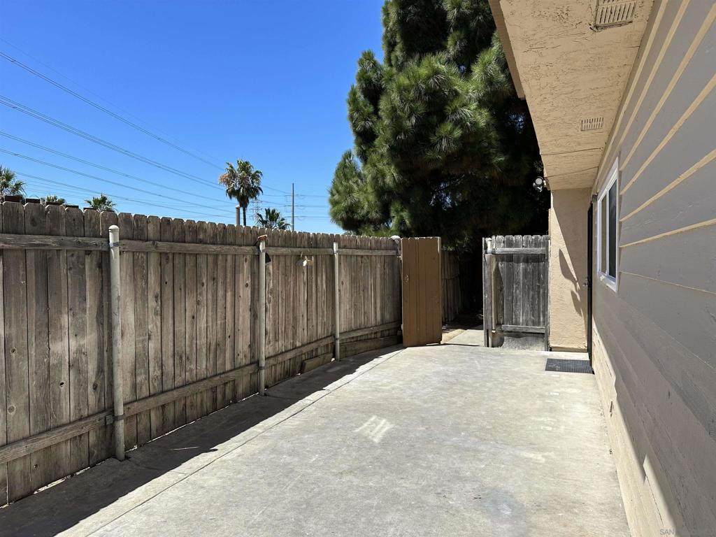 https://bt-photos.global.ssl.fastly.net/socal/orig_boomver_1_448416843-2.jpg