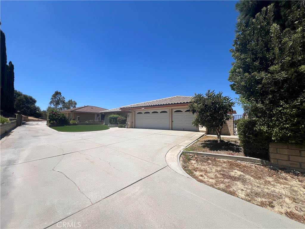 https://bt-photos.global.ssl.fastly.net/socal/orig_boomver_1_448425509-2.jpg