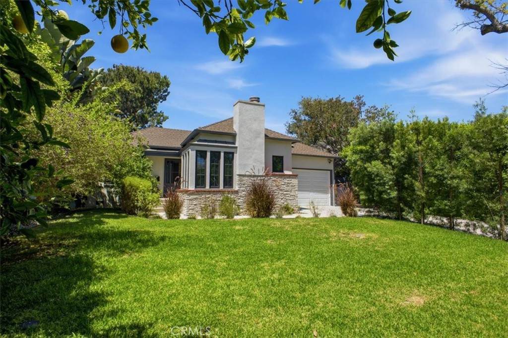 4435 Strohm - Photo 1