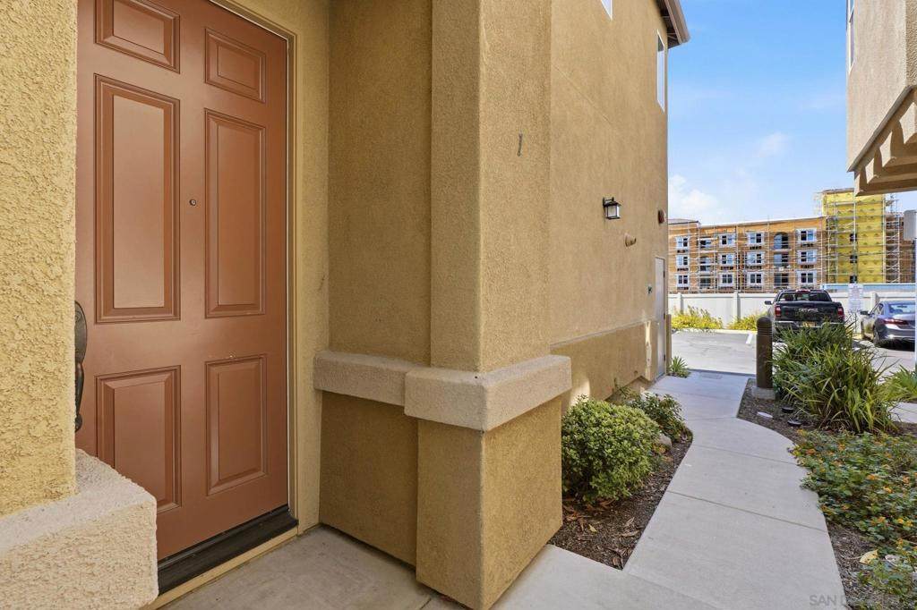 https://bt-photos.global.ssl.fastly.net/socal/orig_boomver_1_448454272-2.jpg