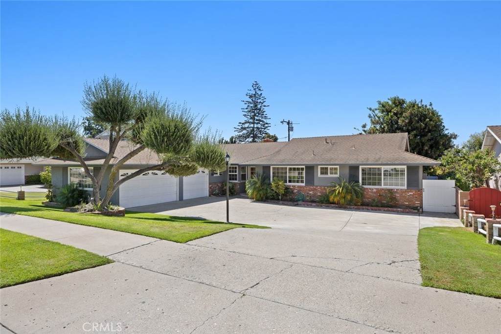 48 Mansfield Lane - Photo 1