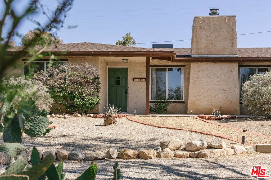 56435 Carlyle Drive - Photo 1