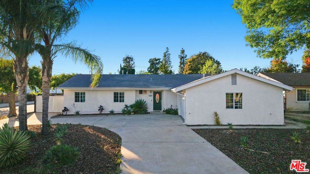 10401 Amigo Avenue - Photo 1