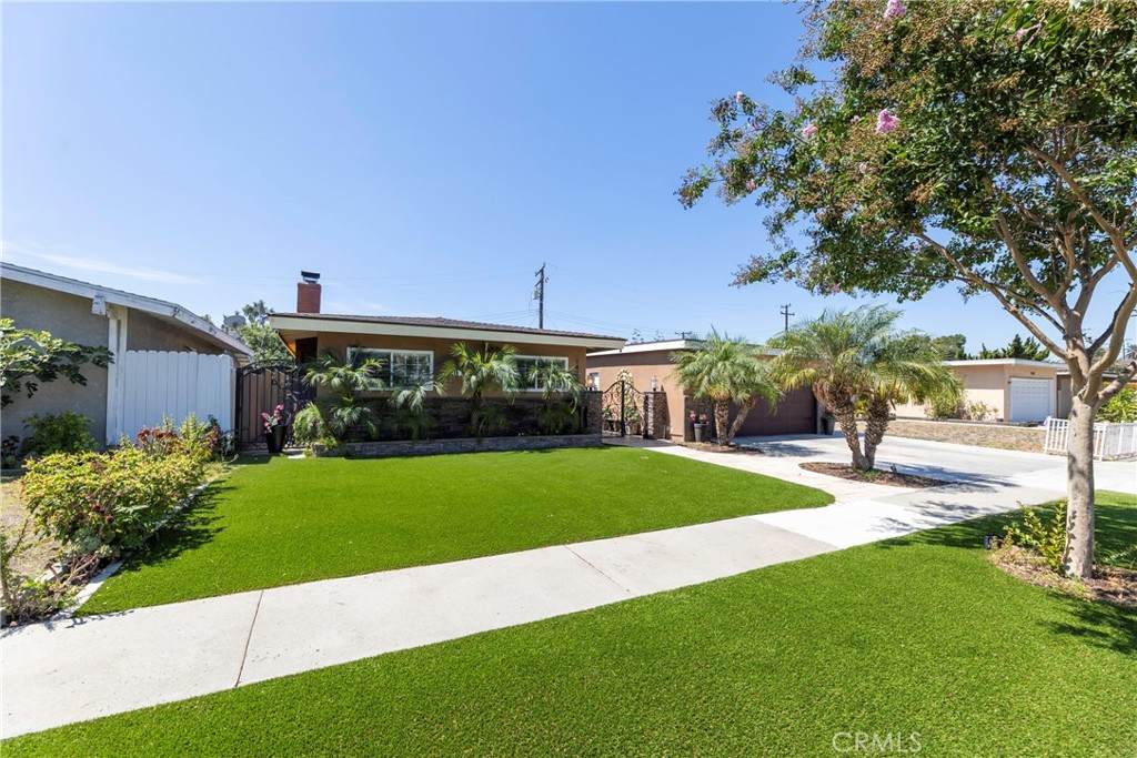 https://bt-photos.global.ssl.fastly.net/socal/orig_boomver_1_448462966-2.jpg