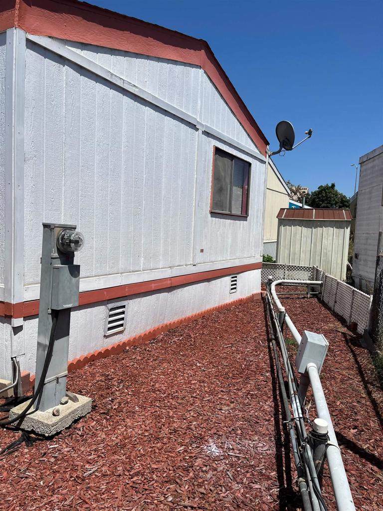 https://bt-photos.global.ssl.fastly.net/socal/orig_boomver_1_448463084-2.jpg