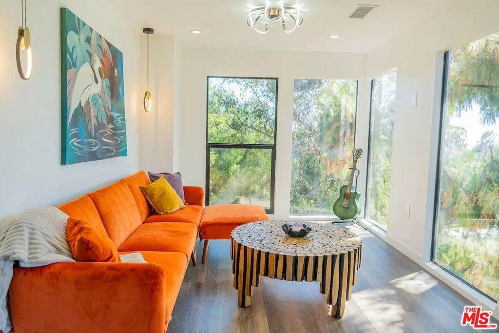 https://bt-photos.global.ssl.fastly.net/socal/orig_boomver_1_448464152-2.jpg