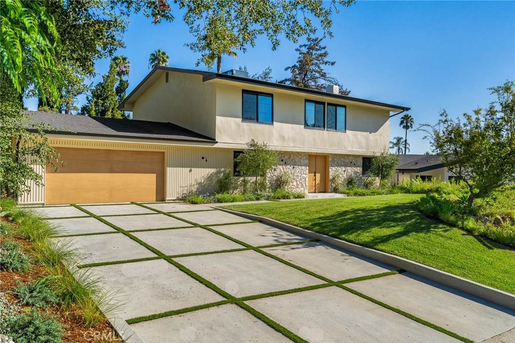 5873 Fairhaven Avenue - Photo 1