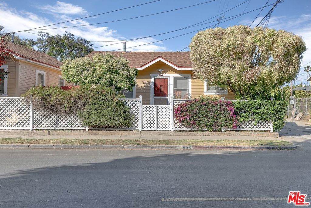 608 7th Avenue - Photo 1