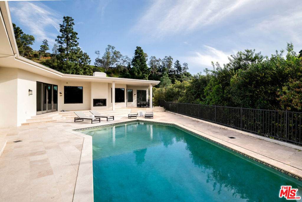 1845 Loma Vista Drive - Photo 1