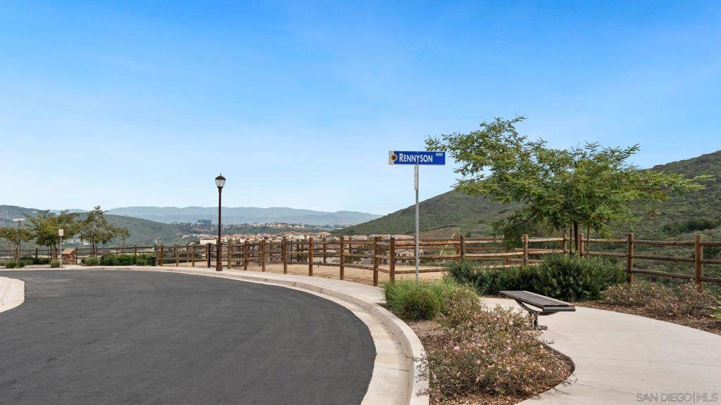 https://bt-photos.global.ssl.fastly.net/socal/orig_boomver_1_448469991-2.jpg