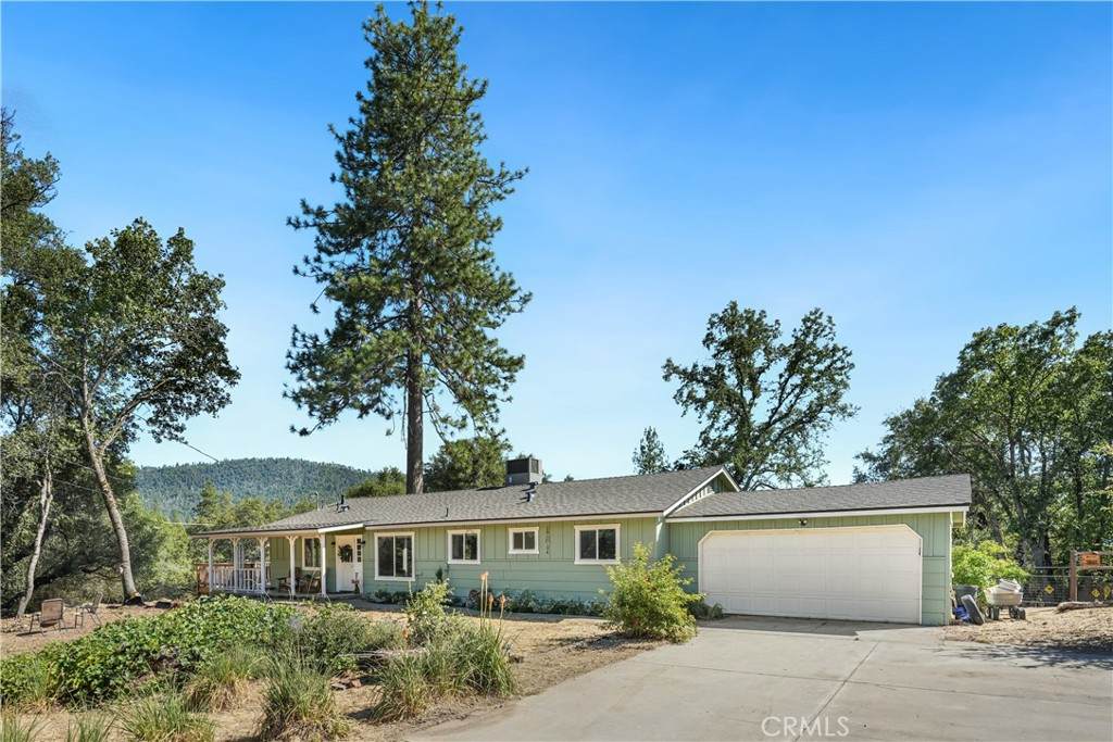 38696 Sierra Lakes Dr. - Photo 1