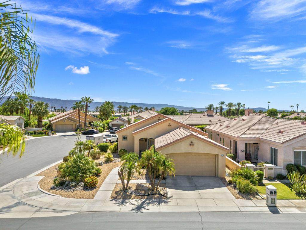 44718 Alexandria Vale - Photo 1