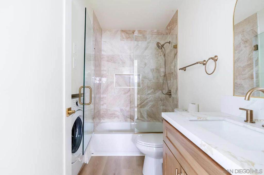 https://bt-photos.global.ssl.fastly.net/socal/orig_boomver_1_448474630-2.jpg