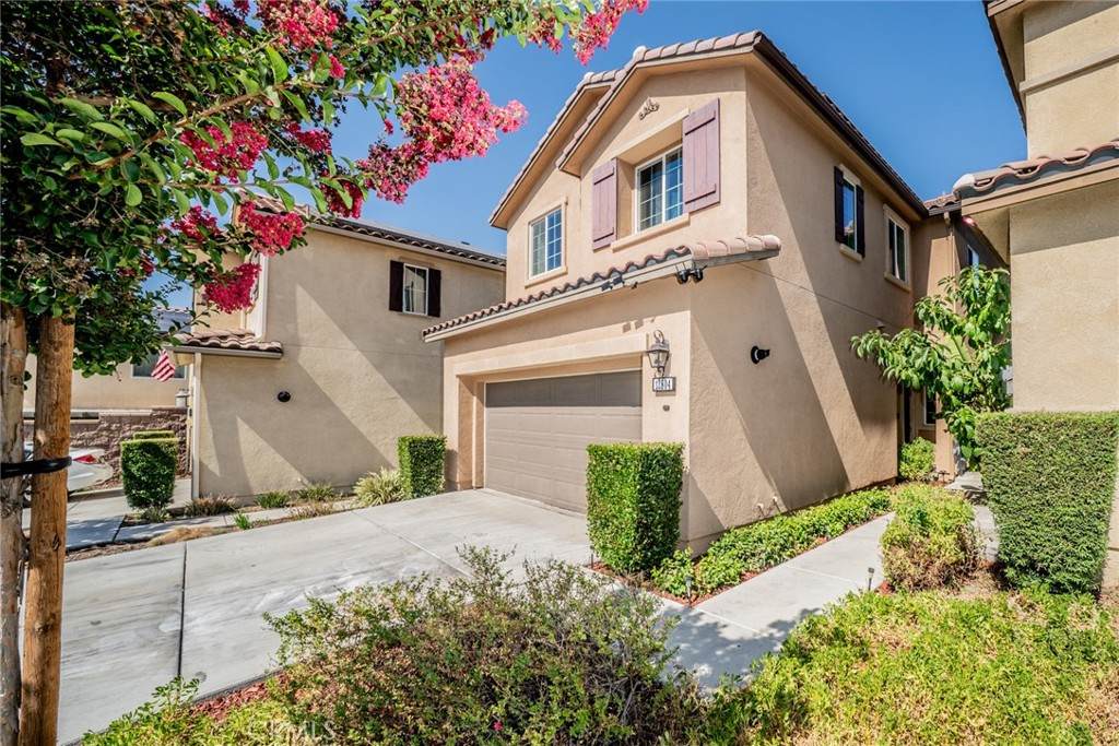 https://bt-photos.global.ssl.fastly.net/socal/orig_boomver_1_448477618-2.jpg