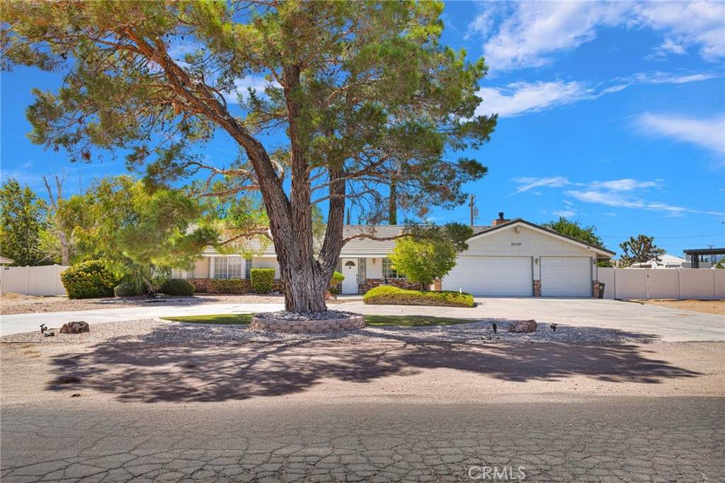 20187 Itasca Road - Photo 1