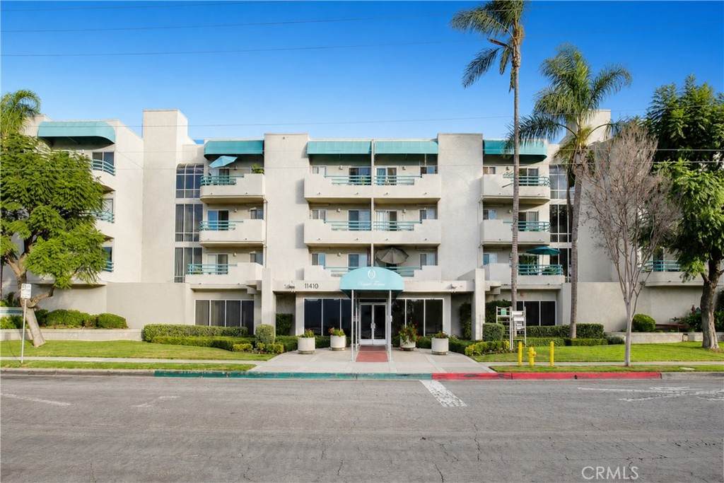 11410 Dolan Avenue - Photo 1