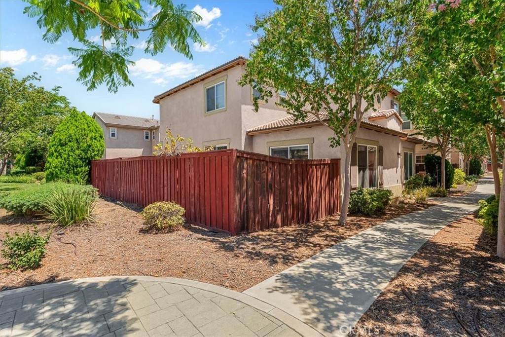 https://bt-photos.global.ssl.fastly.net/socal/orig_boomver_1_448486607-2.jpg