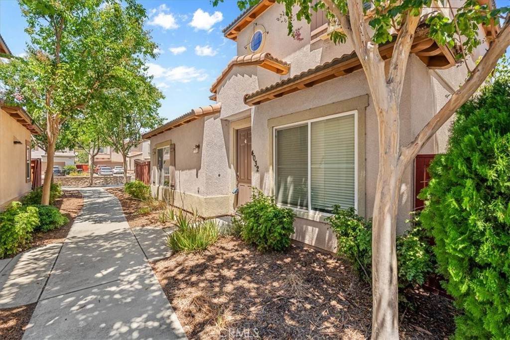 https://bt-photos.global.ssl.fastly.net/socal/orig_boomver_1_448486607-2.jpg