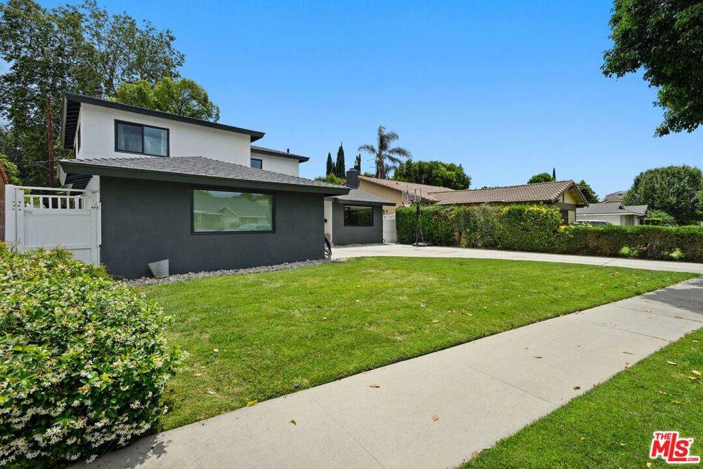 https://bt-photos.global.ssl.fastly.net/socal/orig_boomver_1_448488379-2.jpg