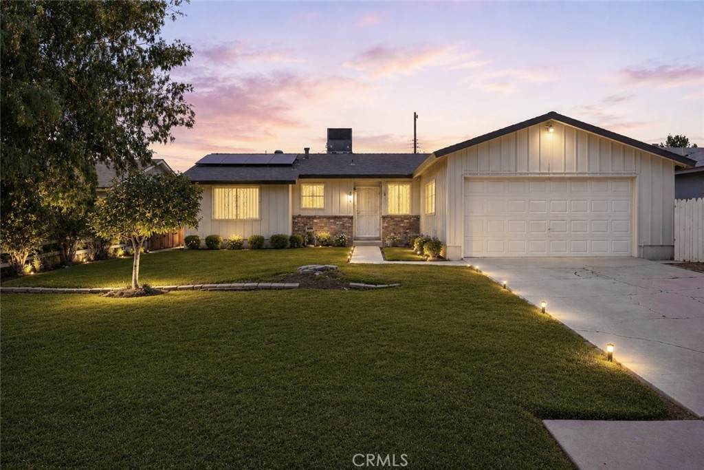 2804 Pomona - Photo 1