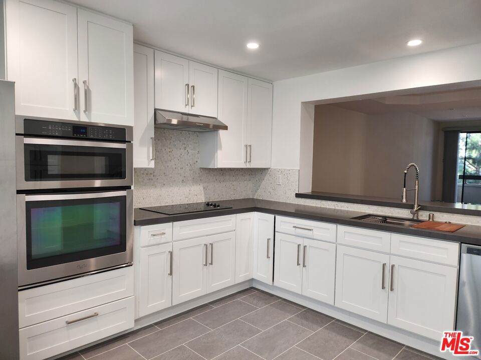 2122 Century Park Lane - Photo 1